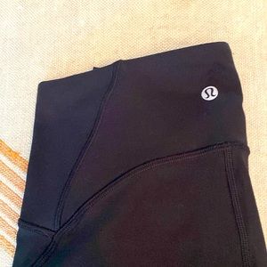 Lululemon crop leggings size 6